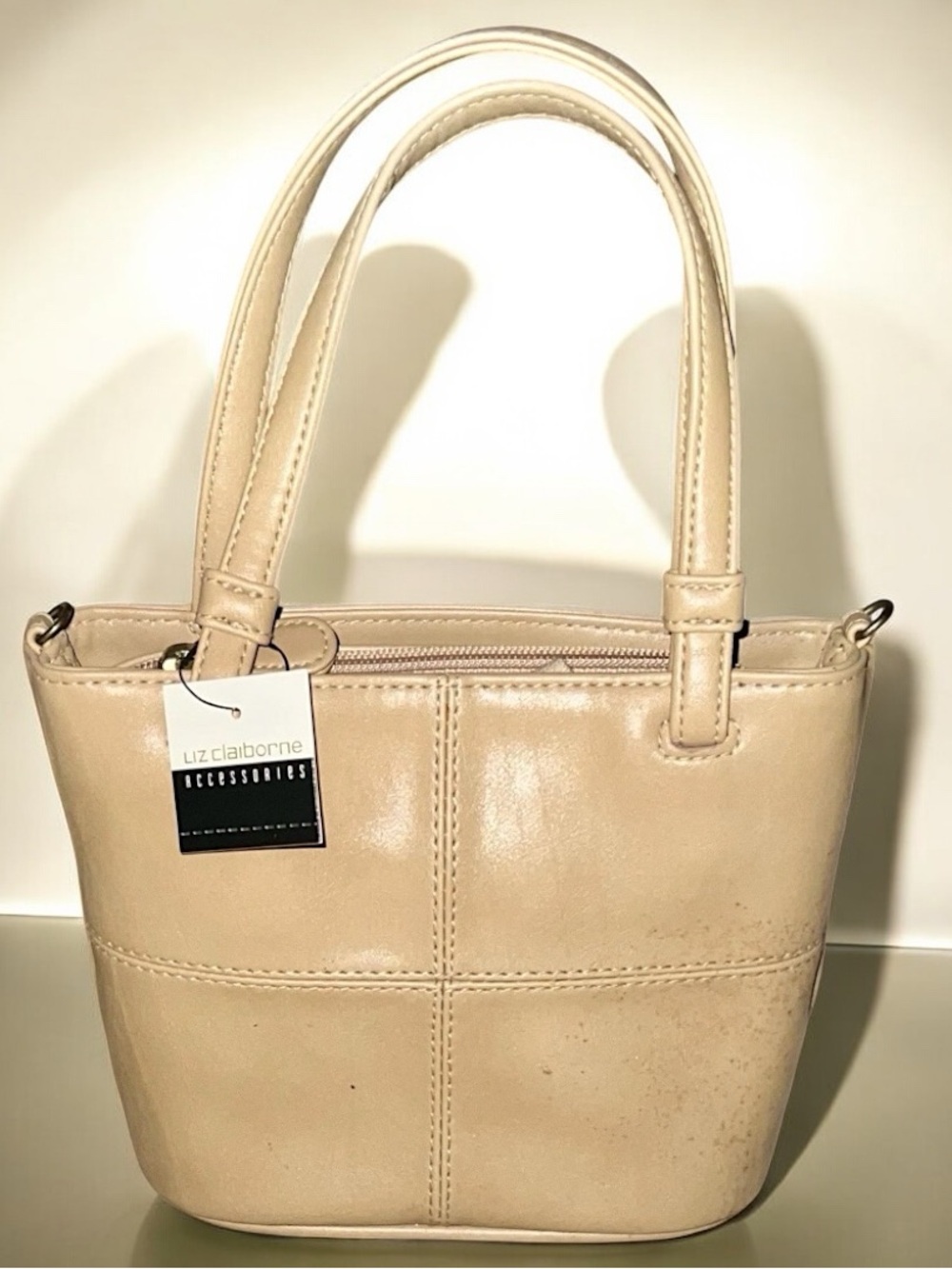 Vintage Small Liz Claiborne Beige Women’s Leather Tote Purse NWT - Picture 4 of 6